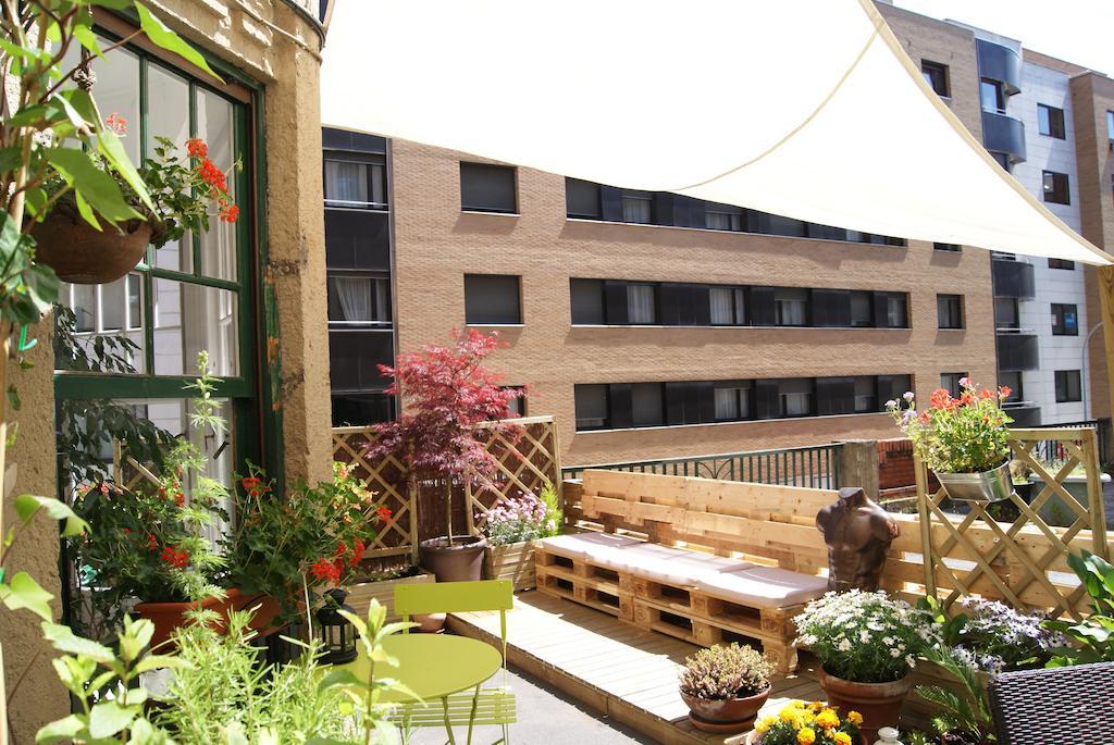 Aloha Hostel ปัมโปลนา ภายนอก รูปภาพ