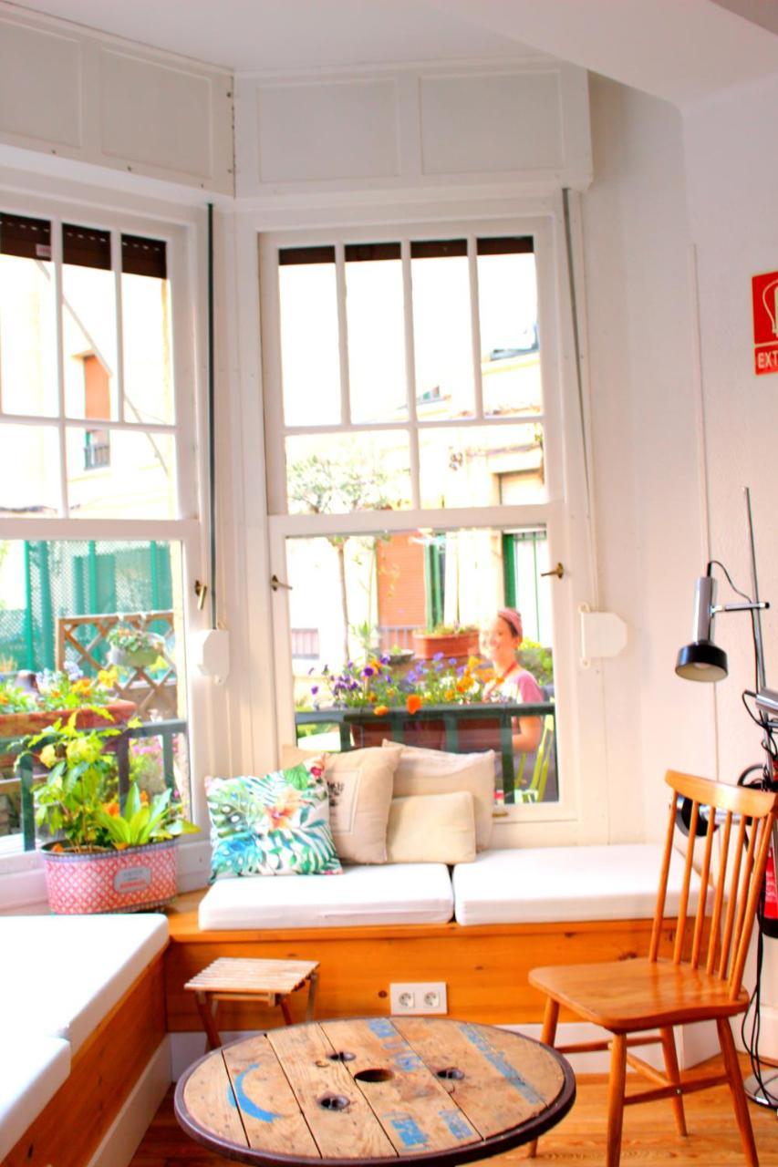Aloha Hostel ปัมโปลนา ภายนอก รูปภาพ