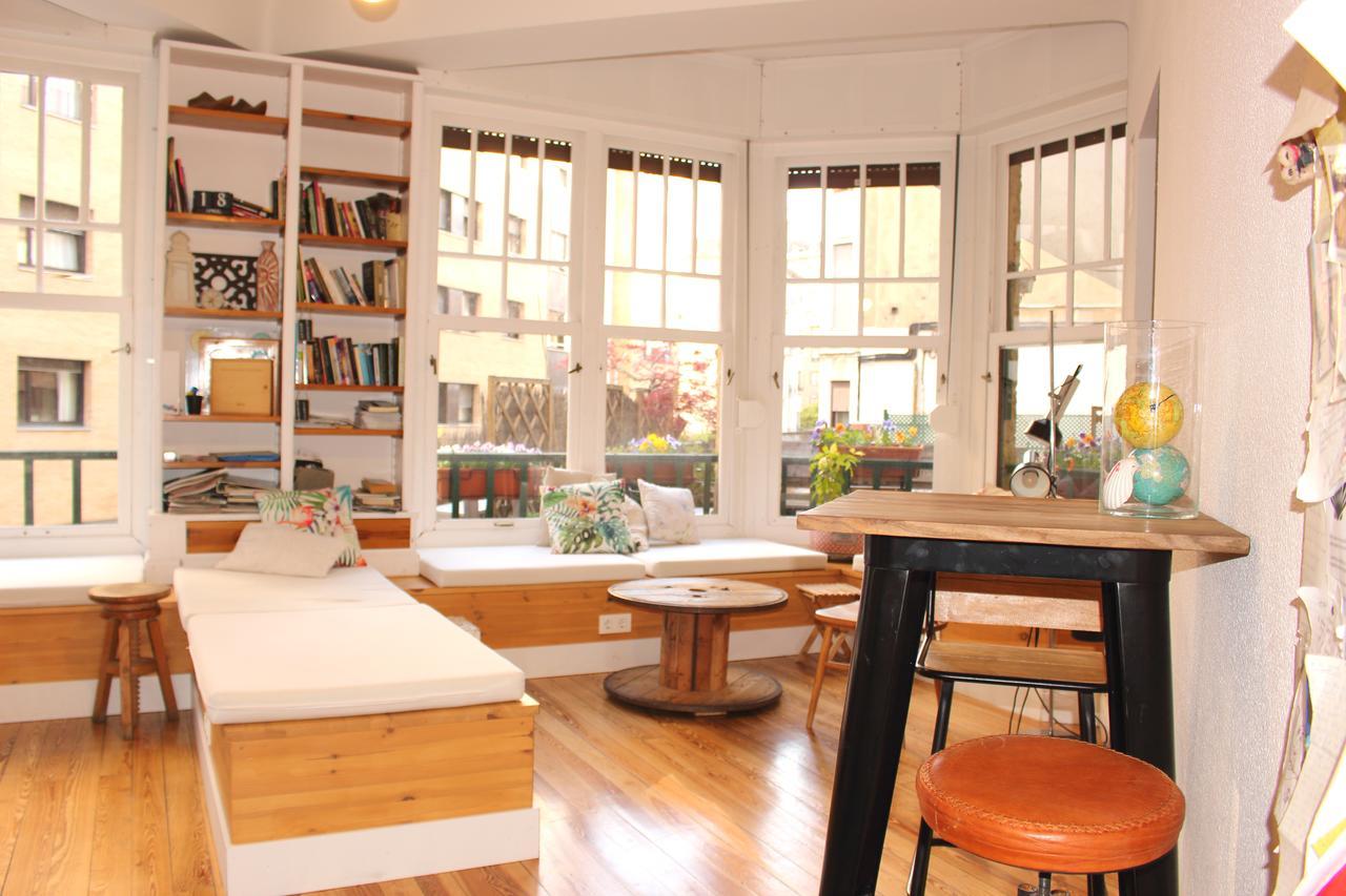 Aloha Hostel ปัมโปลนา ภายนอก รูปภาพ