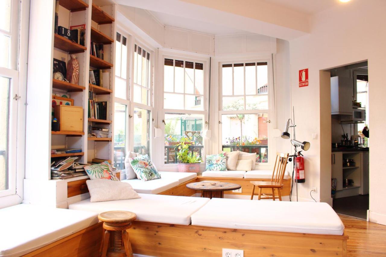 Aloha Hostel ปัมโปลนา ภายนอก รูปภาพ